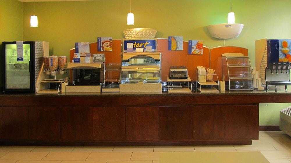 Holiday Inn Express Anderson I-85 - Exit 27- Highway 81 By Ihg Extérieur photo