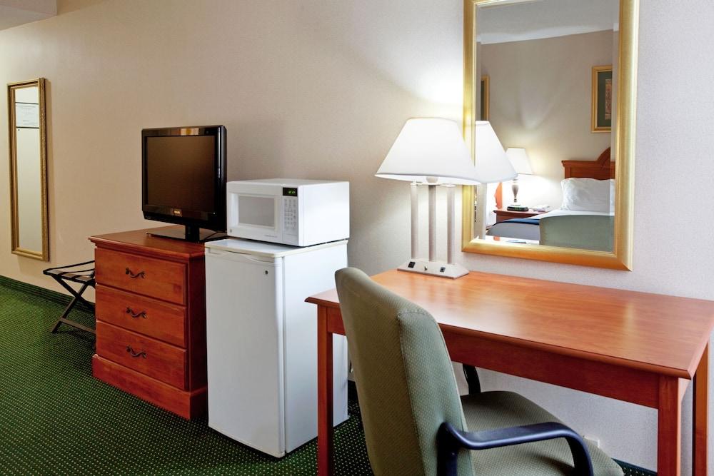 Holiday Inn Express Anderson I-85 - Exit 27- Highway 81 By Ihg Extérieur photo